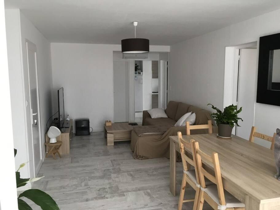 Appartement T3 Proche De La Mer Narbonne Eksteriør billede