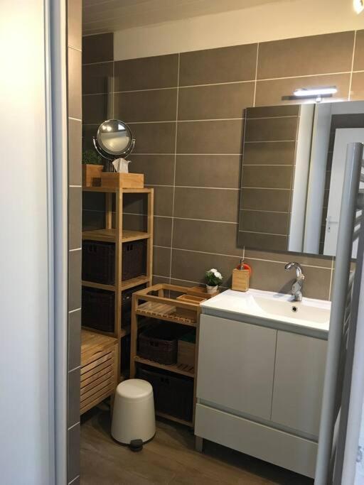 Appartement T3 Proche De La Mer Narbonne Eksteriør billede